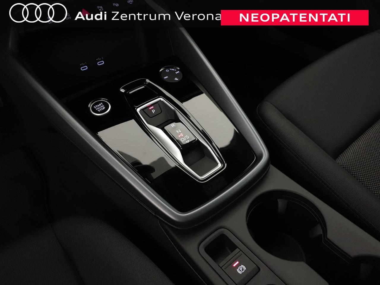 Sedan 30TFSI 116CV S tronic Business