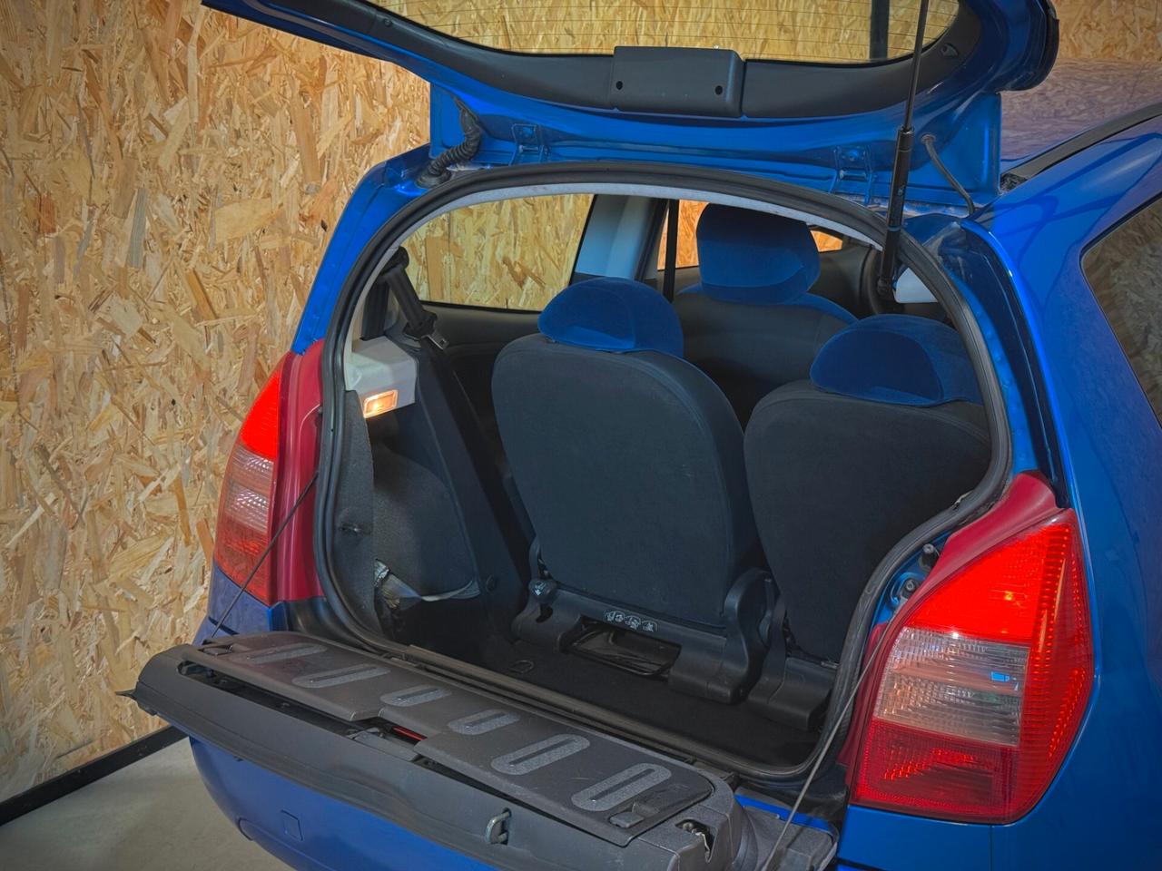 Citroen C2 1.4 HDi 68CV