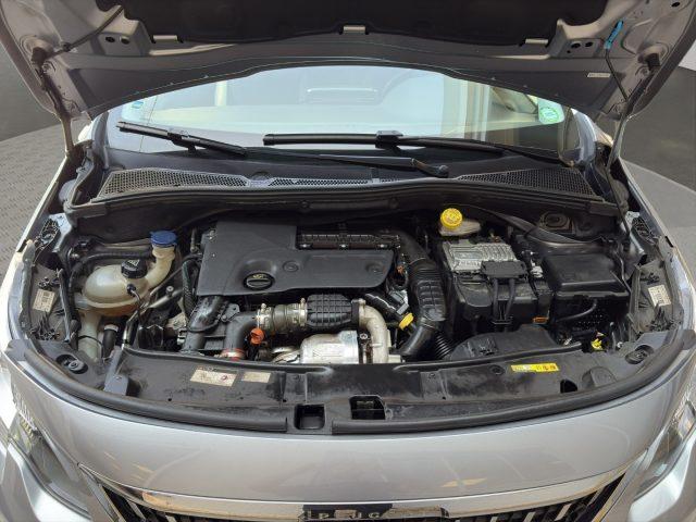 PEUGEOT 2008 1.6 BlueHDi 120cv S&S Allure