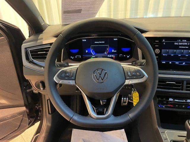 VOLKSWAGEN Polo 1.0 TSI DSG R-Line 17" DAB+ Travel Assist