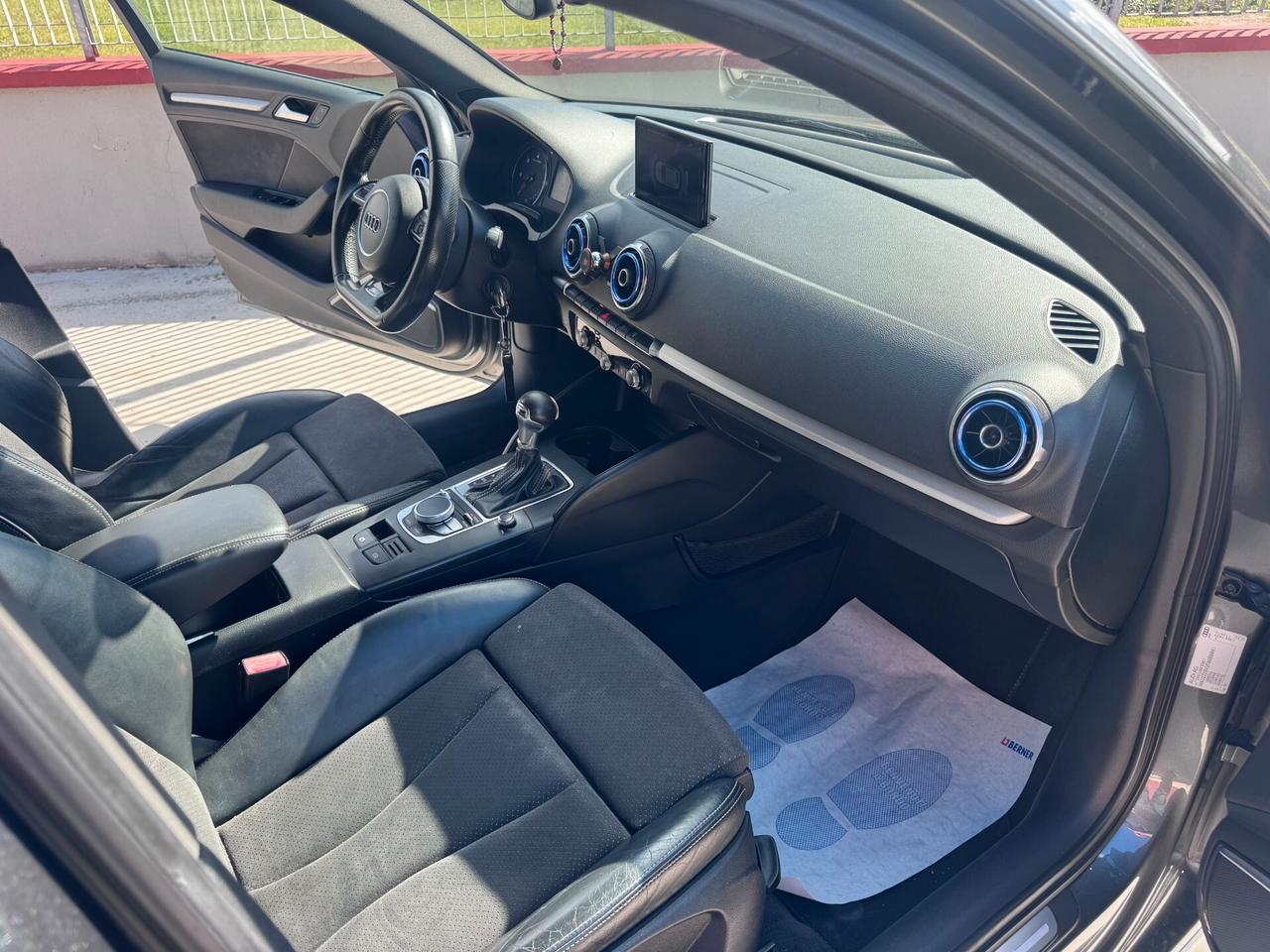 Audi A3 2.0 TDI 150 CV clean diesel S tronic Ambition
