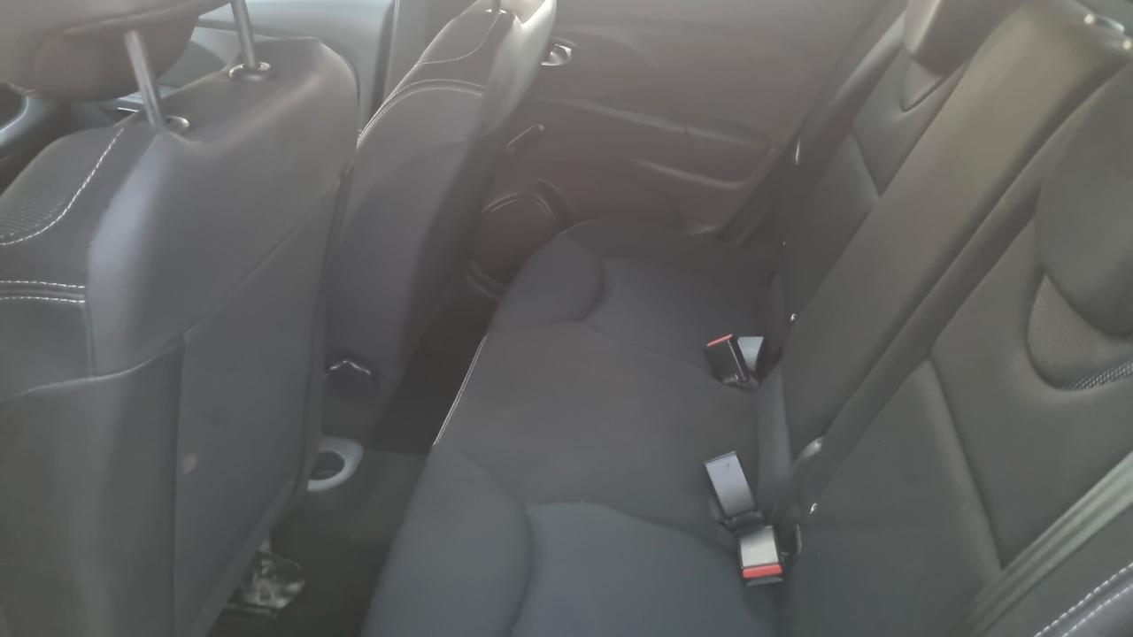 Renault Clio 1.2 75CV 5 porte Costume National