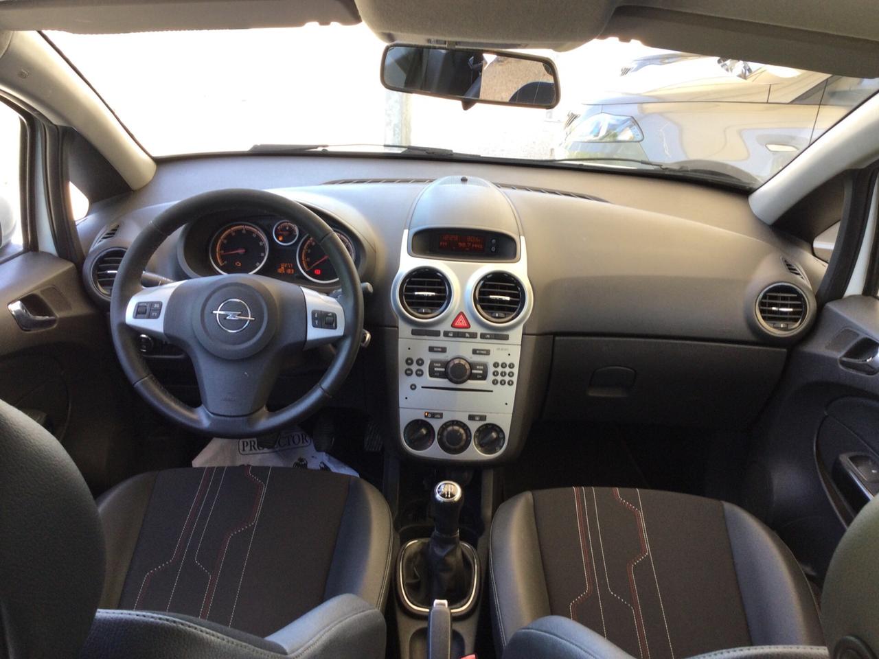 Opel Corsa 1.2 85CV 5 porte GPL-TECH Club