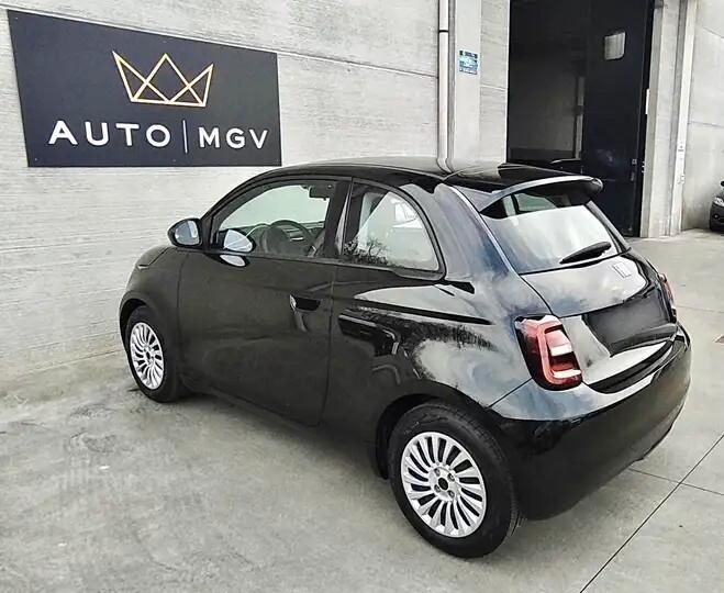 Fiat 500e Berlina 23.8 kWh Action
