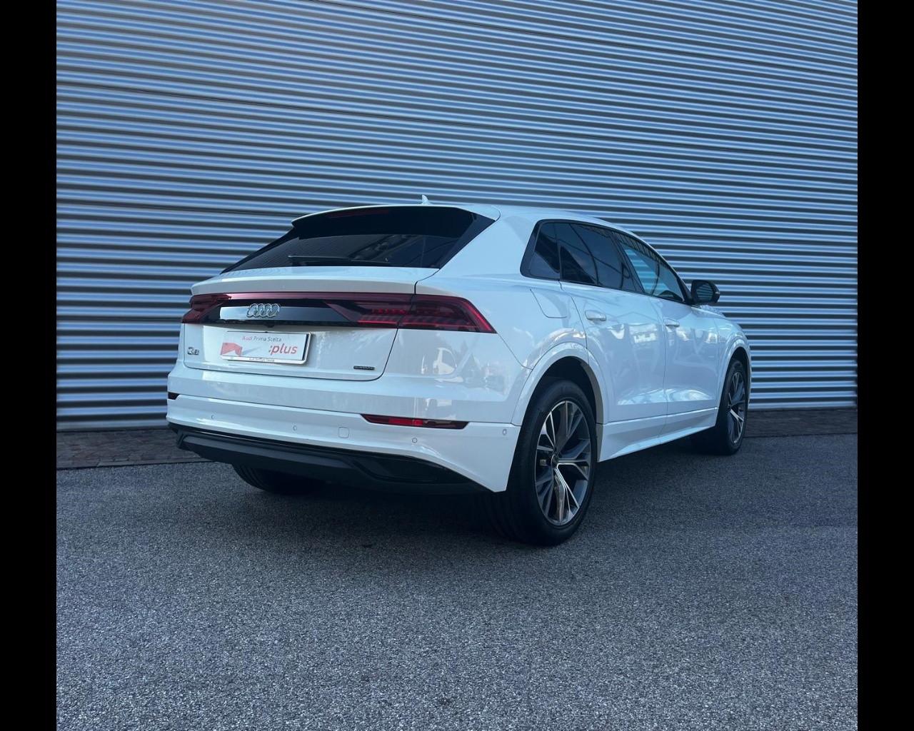 AUDI Q8 55 TFSIe QUATTRO TIPTRONIC