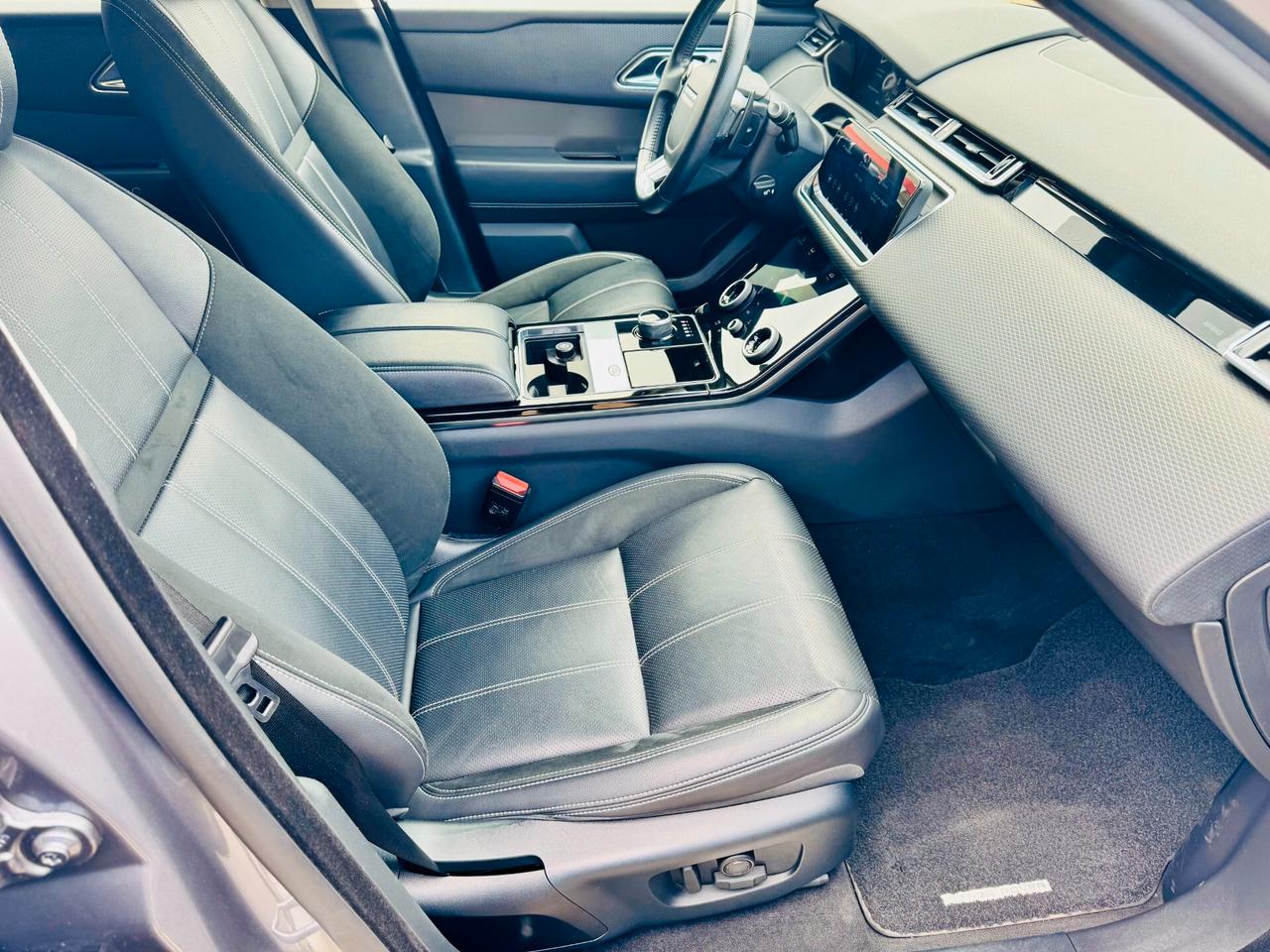 Land Rover Range Rover Velar 2.0D 180 CV CarPlay - APPROVED