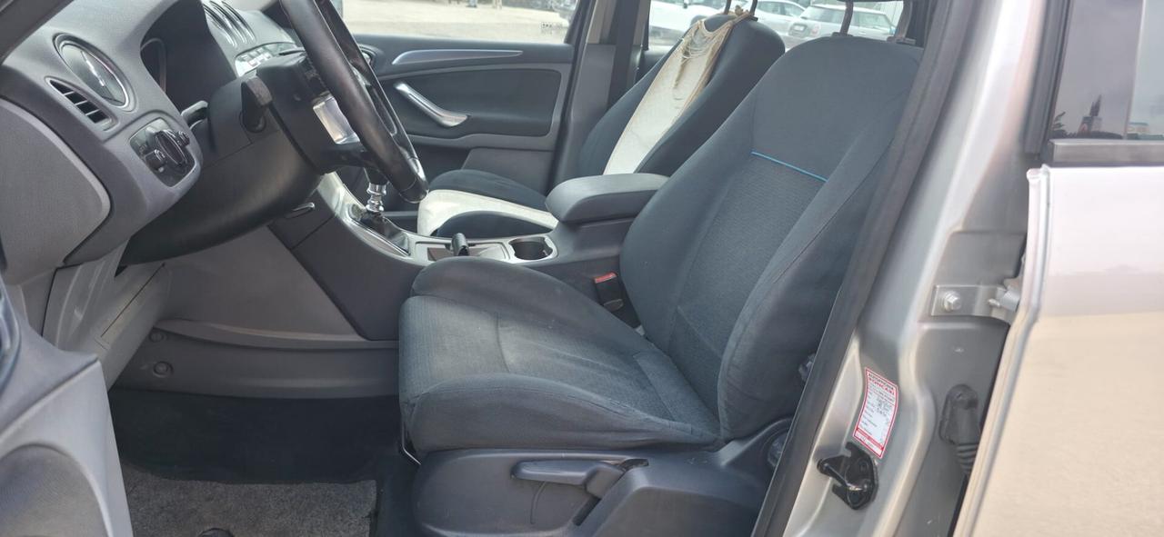 Ford S-Max 2.0 TDCi 140CV Titanium 7 posti