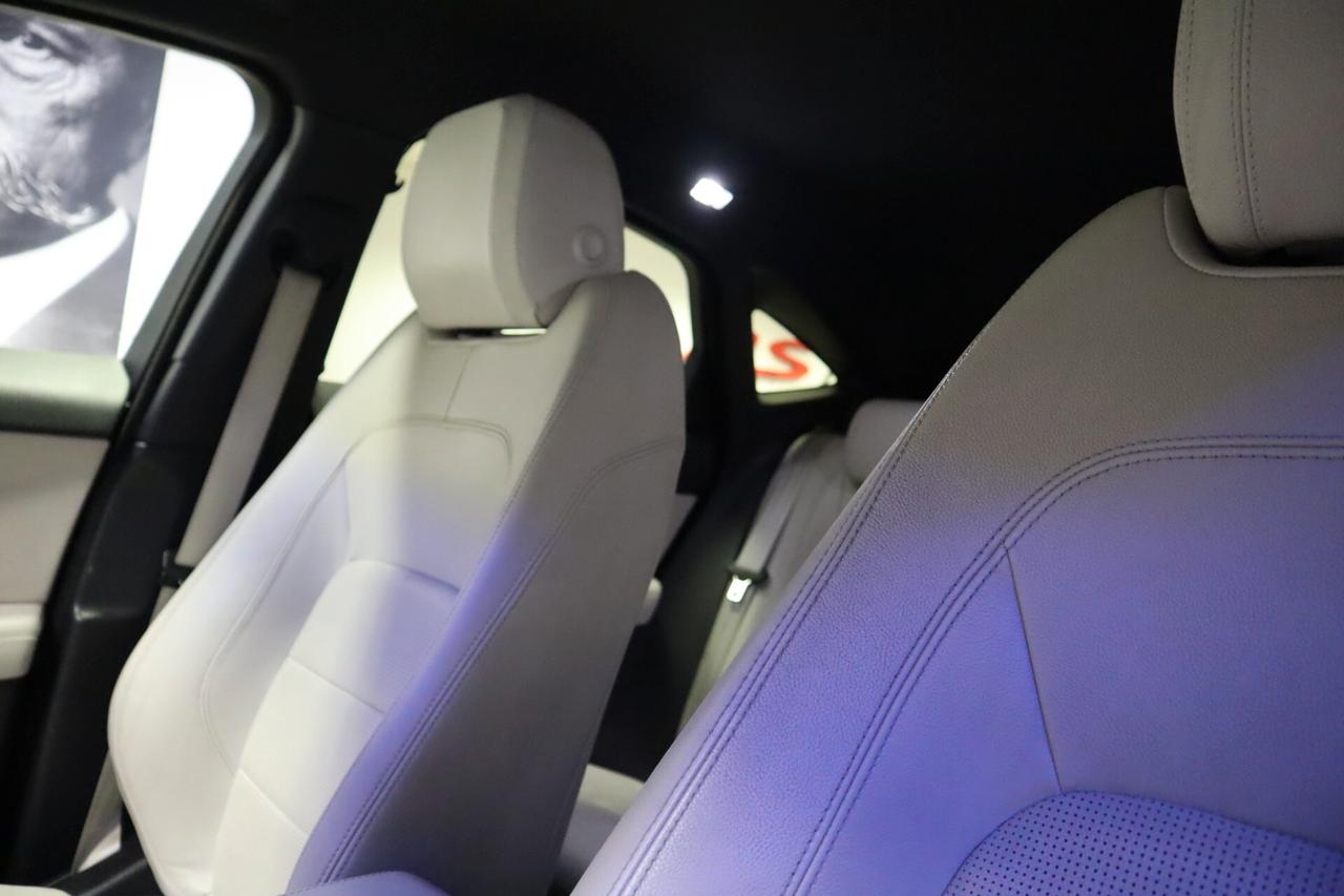Jaguar E-Pace 2.0D 150 CV R-Dynamic