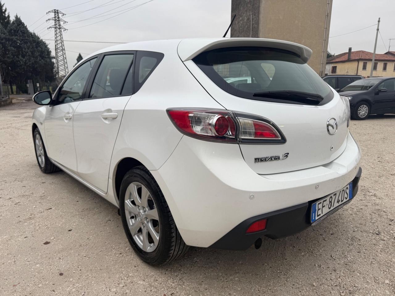 Mazda 3 1.6 MZ-CD 109 CV 5p. Advanced Unico Top