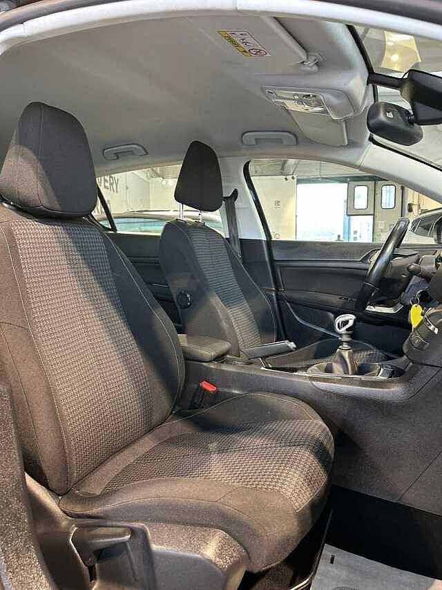 Peugeot 308 BlueHDi 100 S&S Active