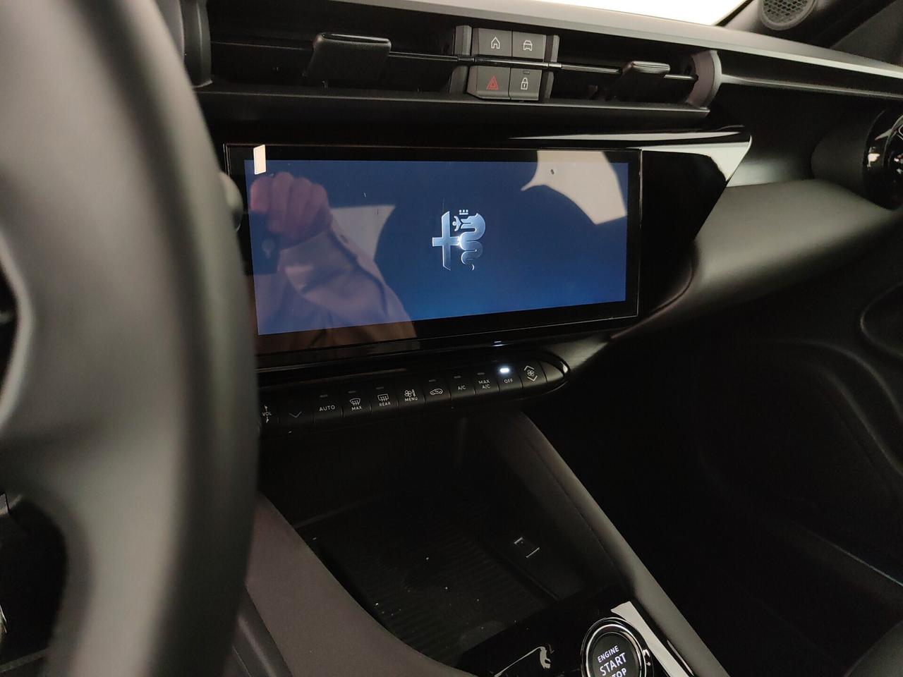 Alfa Romeo Junior 1.2 136 CV Hybrid eDCT6 Speciale