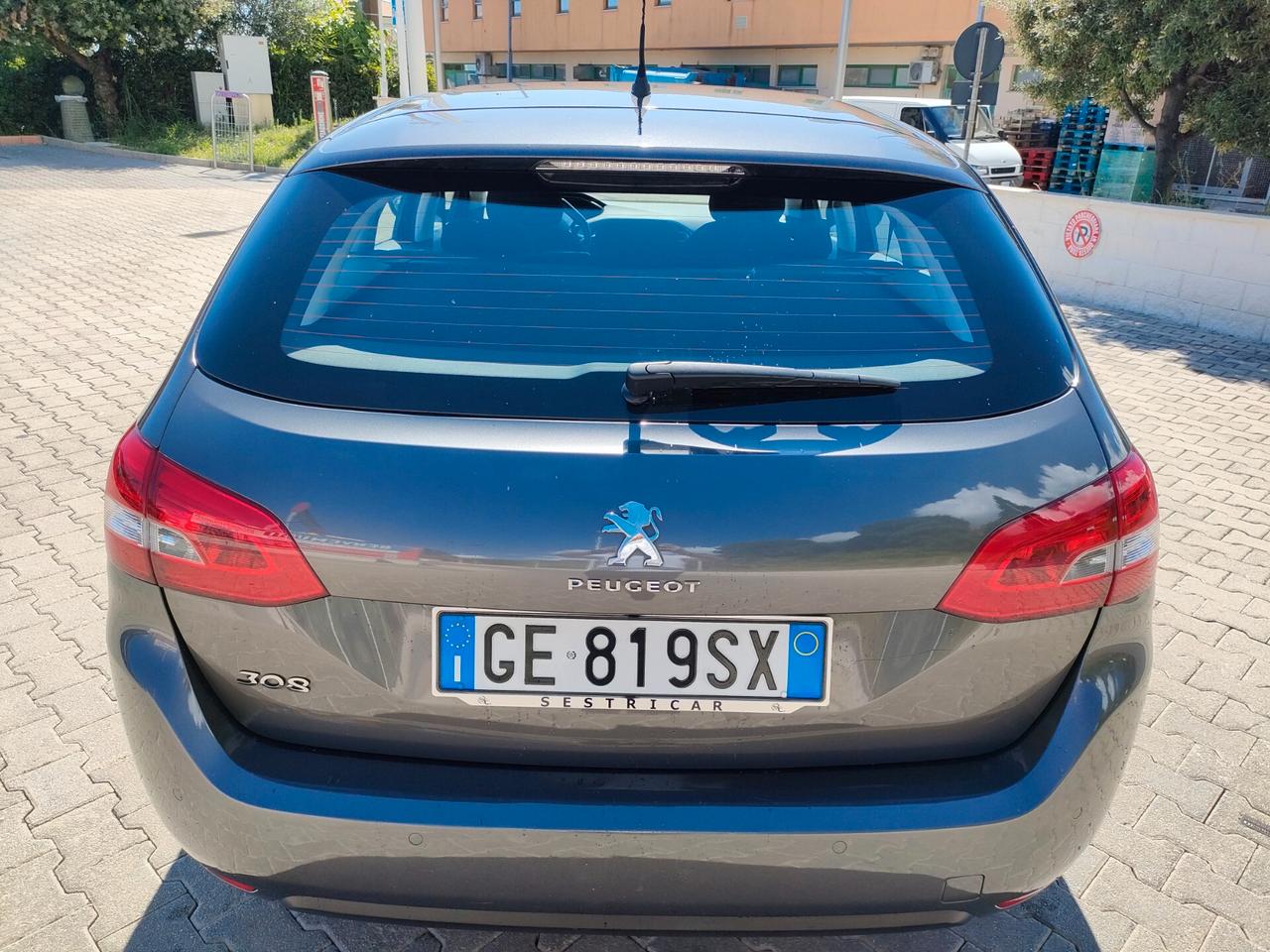 Peugeot 308 BlueHDi 130 S&S SW GT