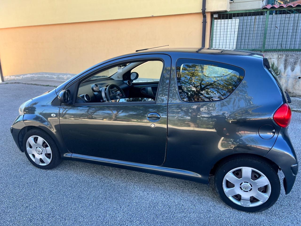 Toyota Aygo 3 porte 1.0 Benzina 68 Cv , 12/2005