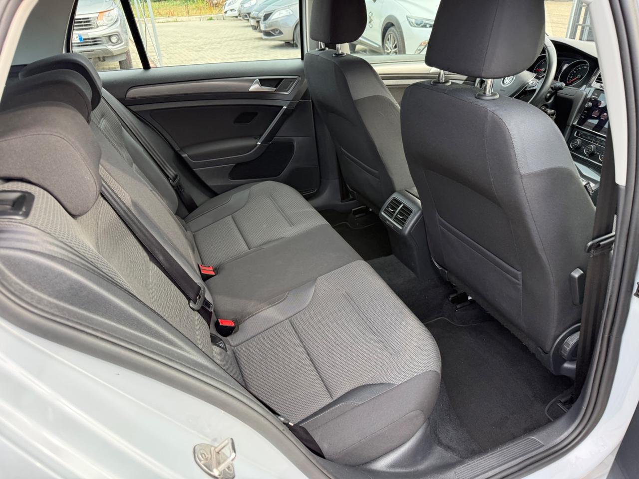 Volkswagen Golf 1.6 TDI 115 CV 5p. Sport NEOPATENTATI
