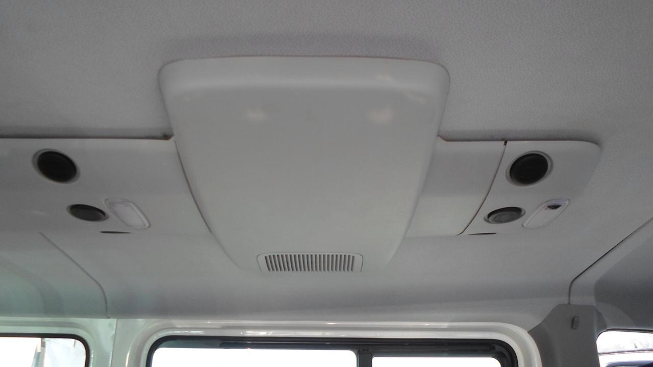 Volkswagen 9 Posti