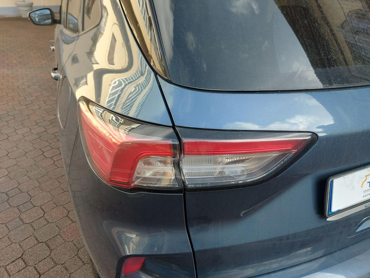 Ford Kuga Full Hybrid ST Line 190 cv