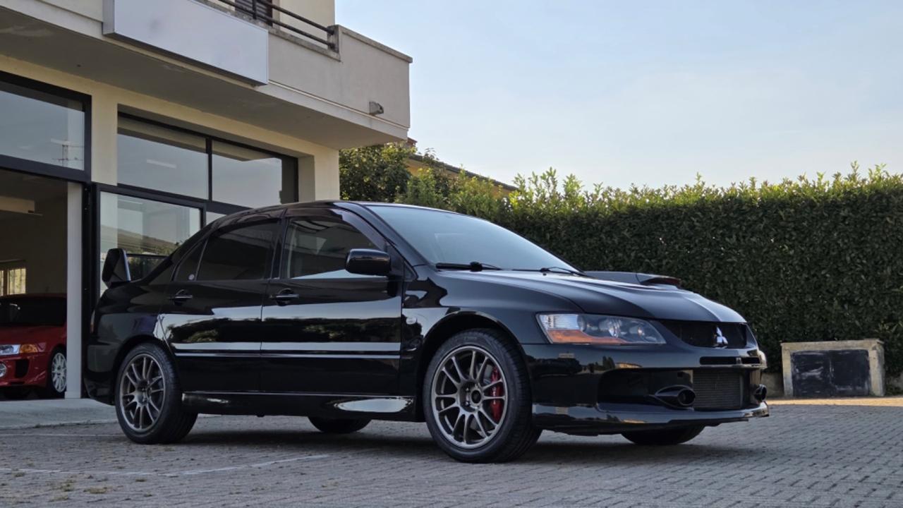 Mitsubishi Lancer Evolution IX