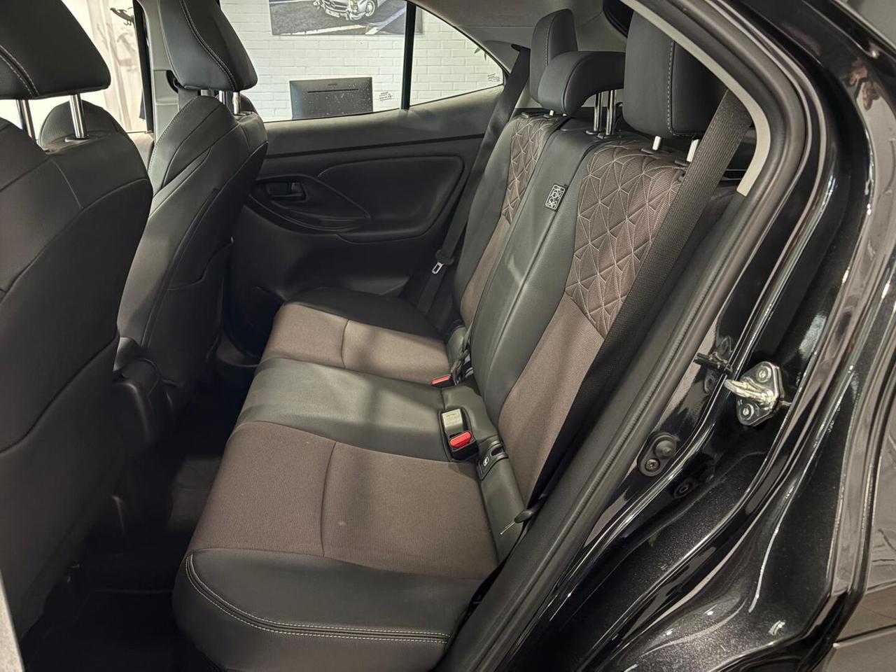 Toyota Yaris Cross 1.5h Lounge fwd 116cv e-cvt