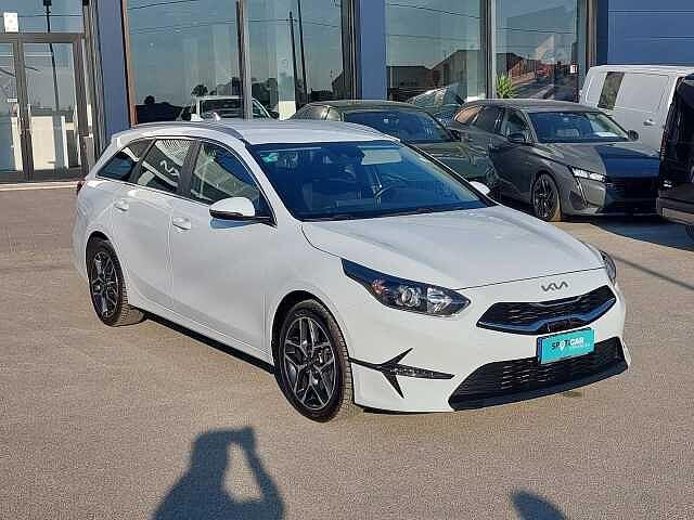 Kia Ceed 1.6 CRDi 136 CV MHEV iMT SW Business Class
