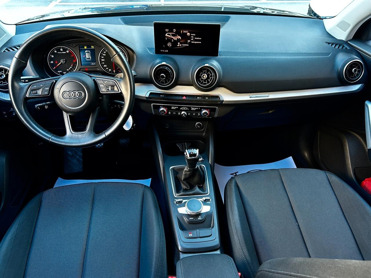 Audi Q2 30 TFSI Business 2021