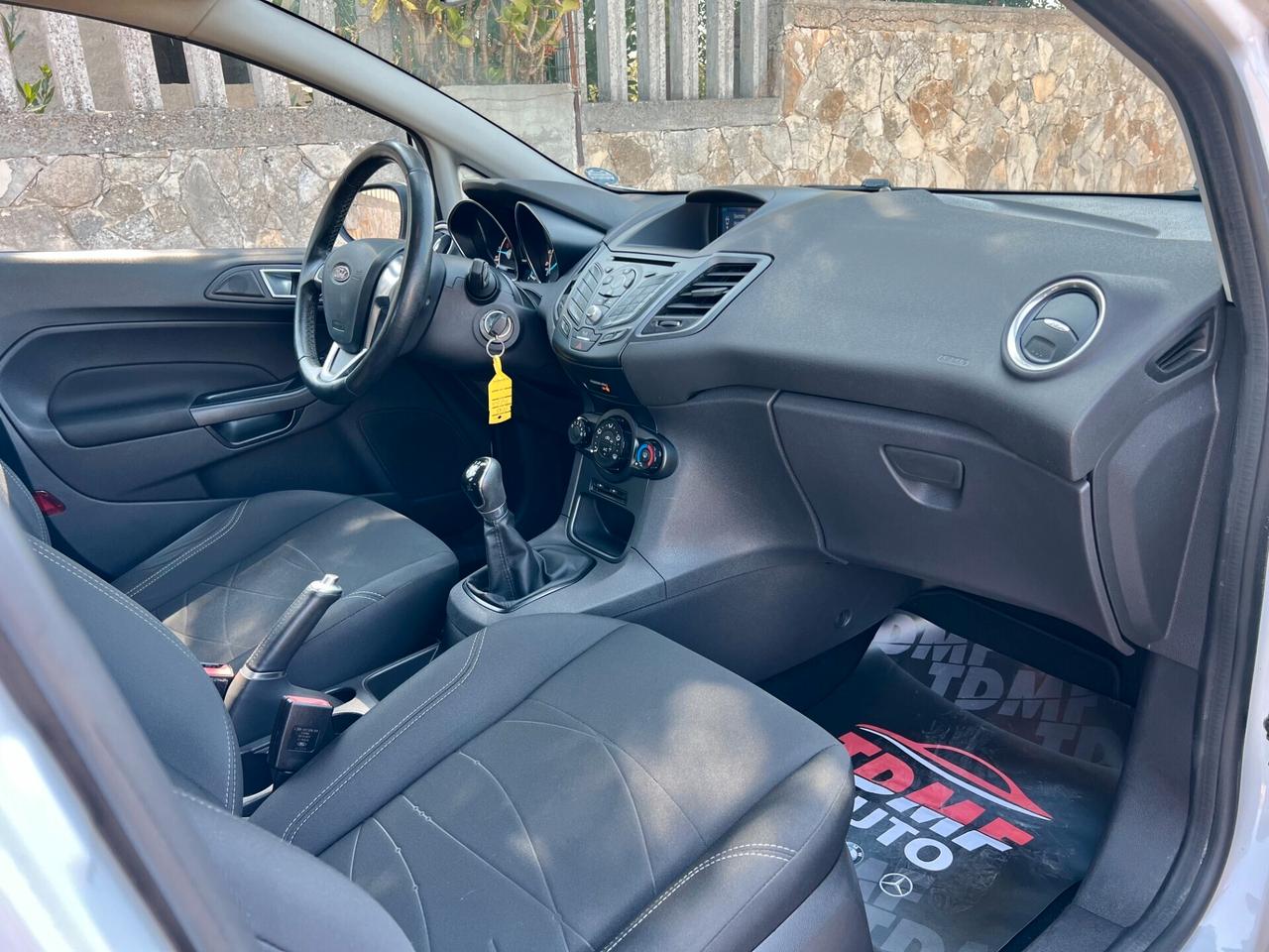 Ford Fiesta 1.5 tdci 75 cv ok neopatentati