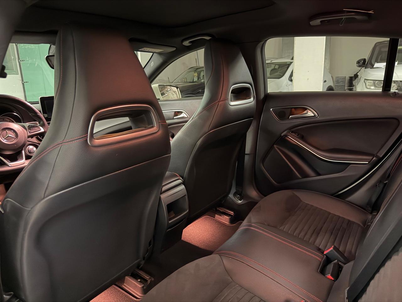 Mercedes-benz CLA 200 CDI Premium