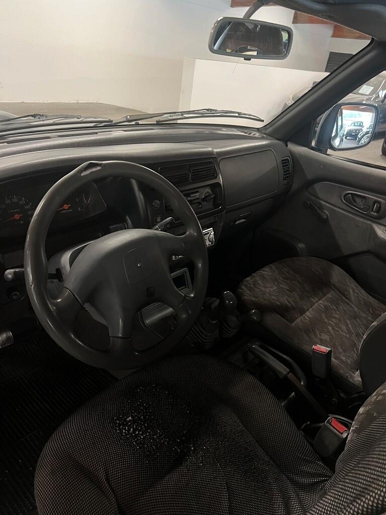 Mitsubishi L200 2.5 TDI 4×4 DC 99PS Neopatentati