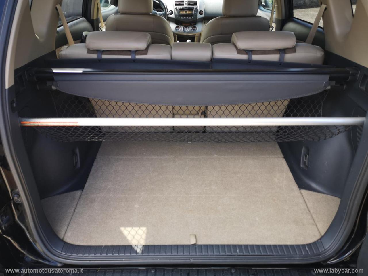 TOYOTA RAV4 Crossover 2.2 D-Cat A/T 150 CV STYLE OFFERTA PROMO WEB