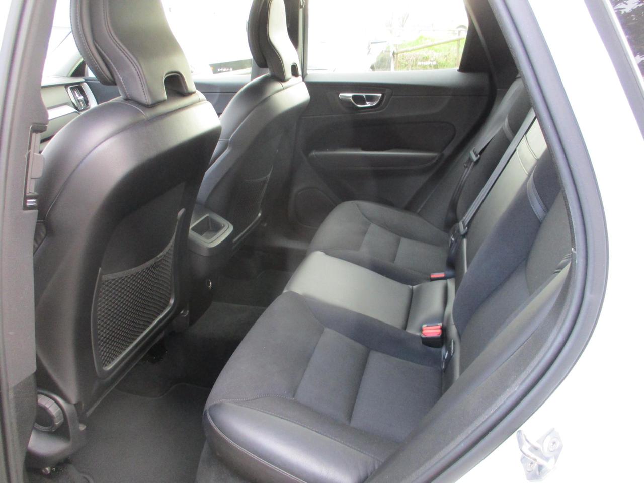 Volvo XC60 2.0 t5 Business geartronic GANCIO