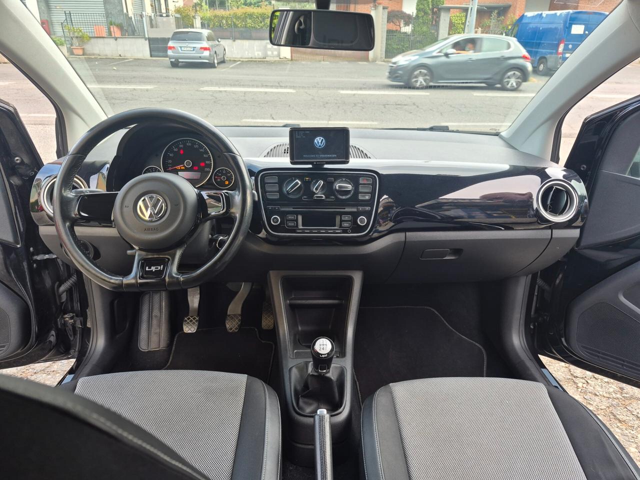 Volkswagen up! 1.0 75 CV 3p. high