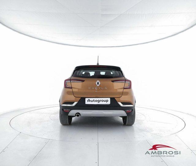 RENAULT Captur TCe 155 CV EDC FAP Intens