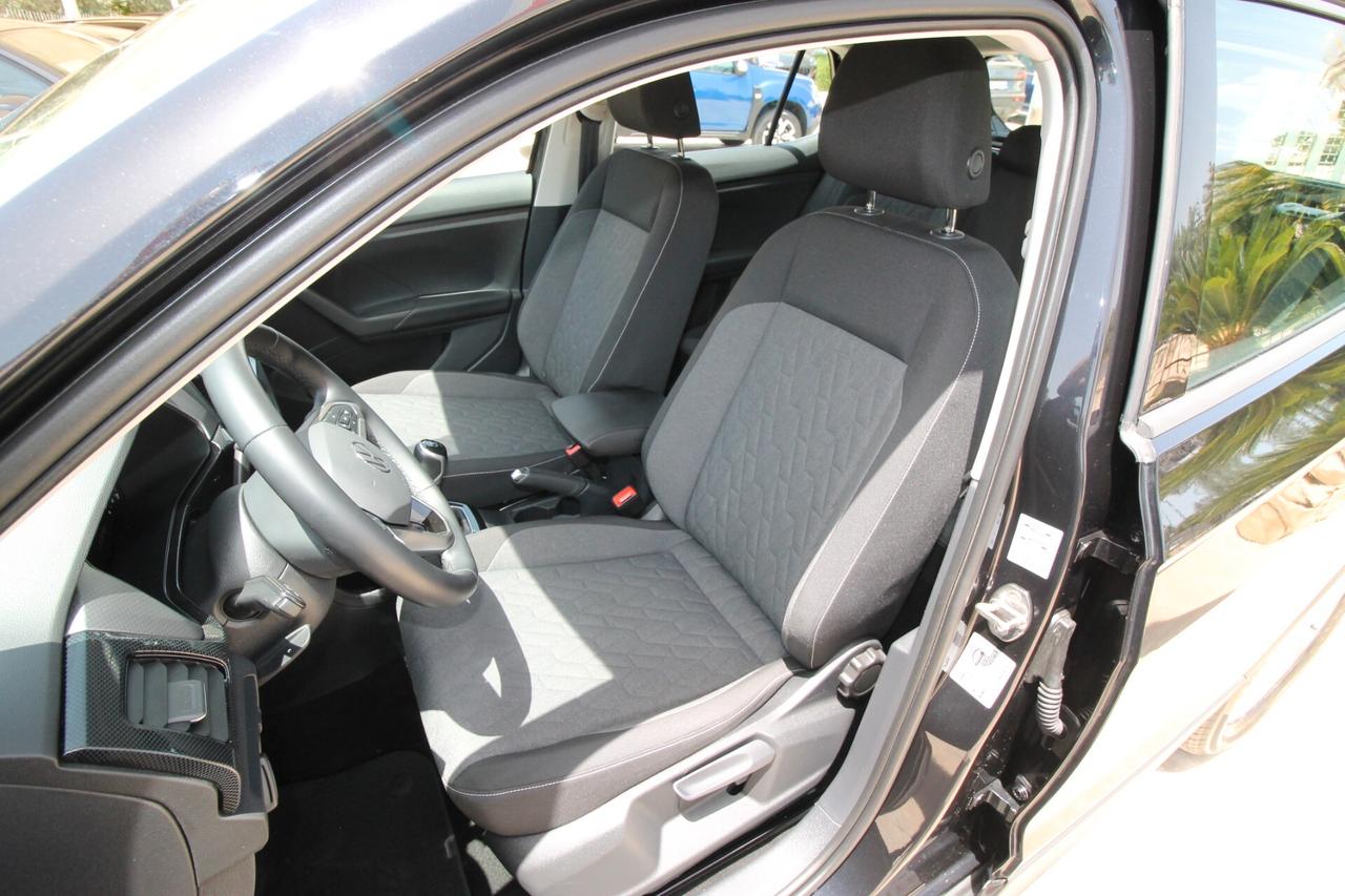 Volkswagen T-Cross 1.0 TSI Life Tech 95 cv|24000km|2024