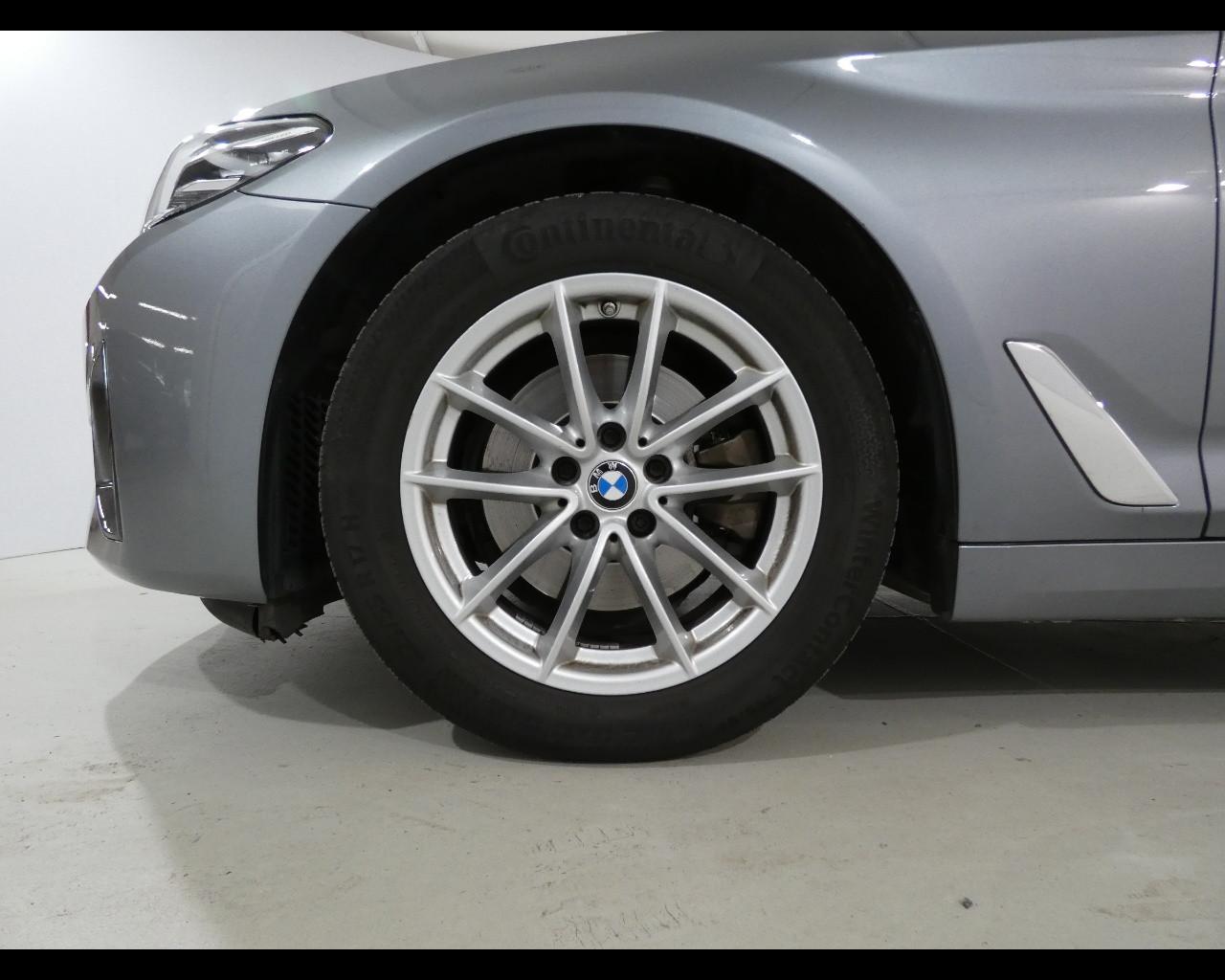 BMW Serie 5(G30/31/F90) - 520d 48V Business