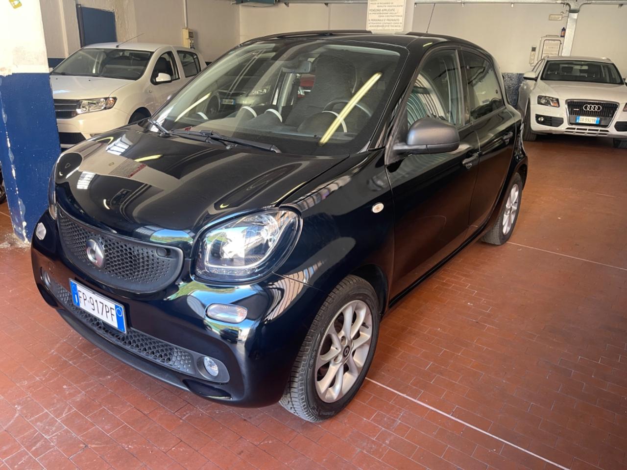 Smart ForFour 70 1.0 Youngster