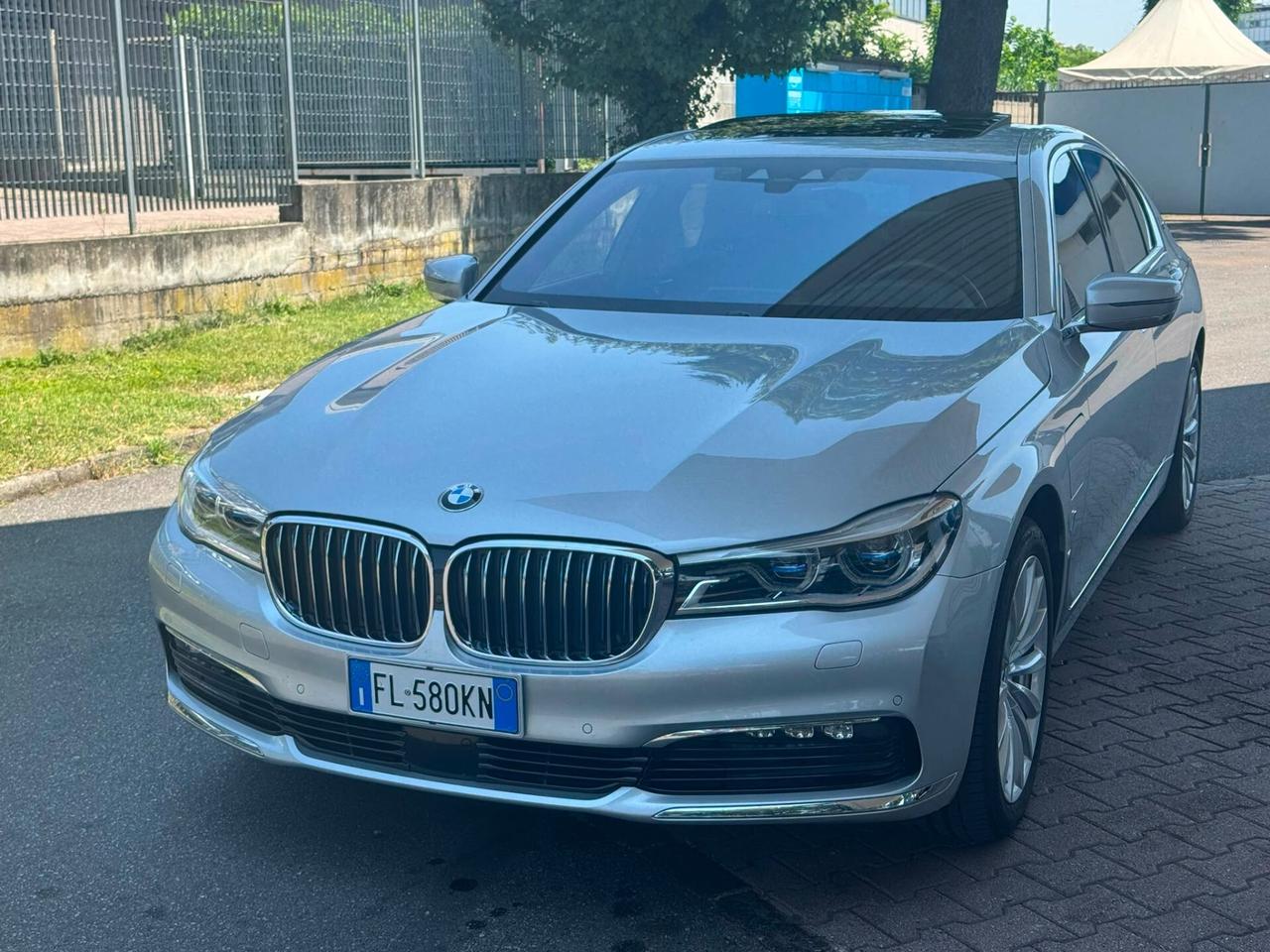 Bmw 740e Eccelsa 65.000km perfetta in tutto full optional