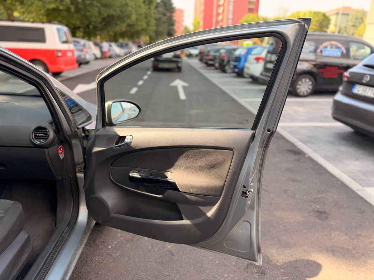 Opel Corsa 1.2 Cosmo 85cv 5p FL