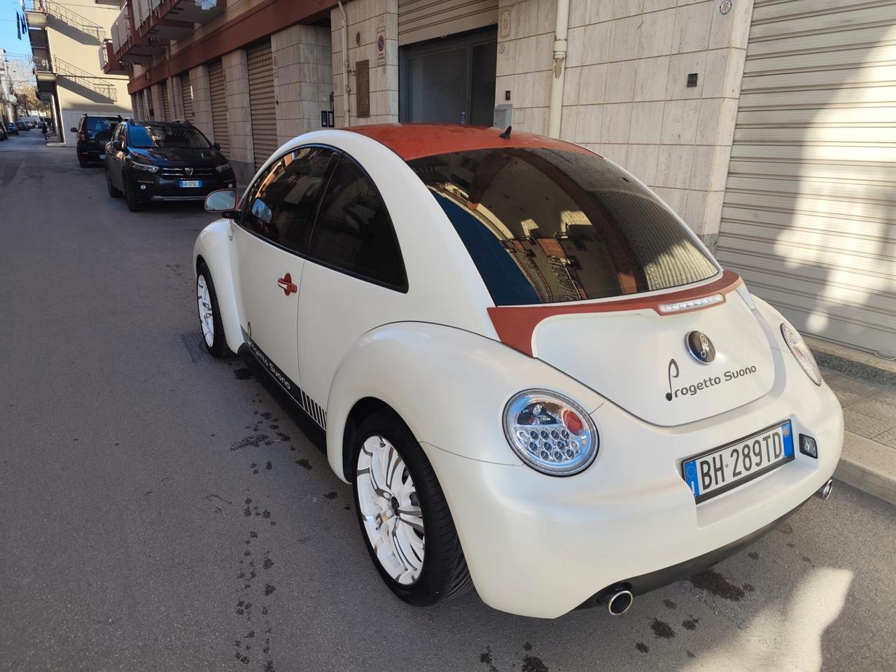 Volkswagen New Beetle AUTO Demo ALPINE, SOUND QUALITY, WRAPPATA, PARI AL NUOVO