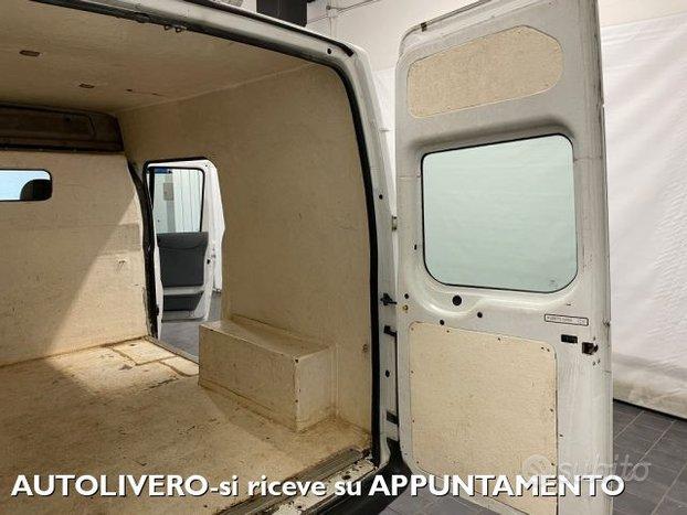FORD Transit 2.2 TDCi 110cv L1-H2 IVA INCLUSA UN