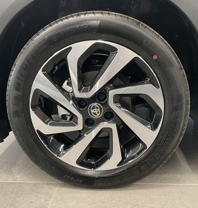 TOYOTA Aygo X 1.0 VVT-i 72 CV Teamplayer KM0 MY25