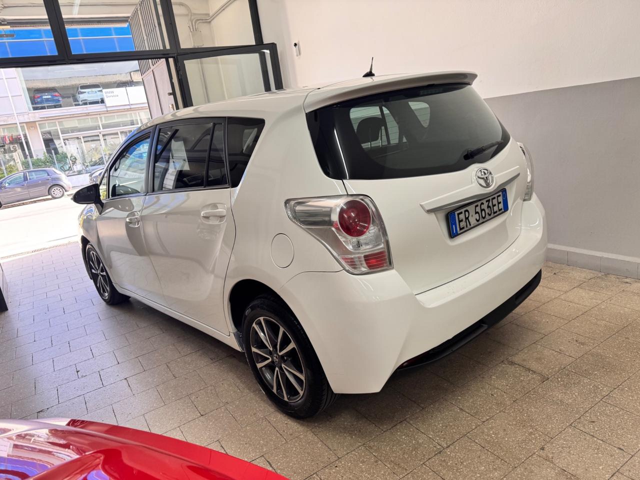 Toyota Verso 2.0 D 124 Cv Active 7 Posti - 11/2013