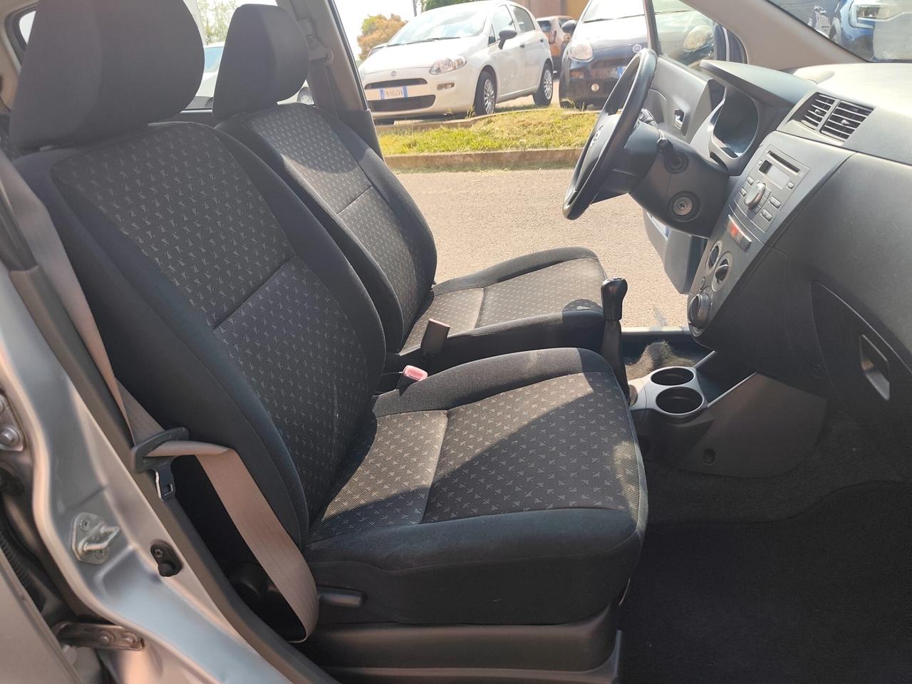 Daihatsu Cuore 1.0 Benz euro 4 5 porte
