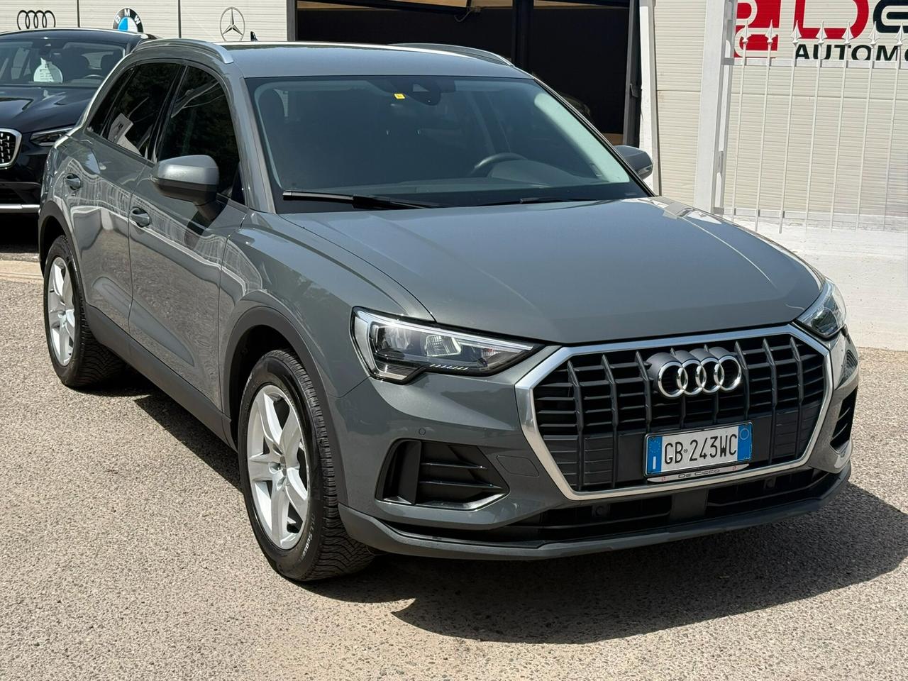Audi Q3 35 TDI S tronic Business Advanced