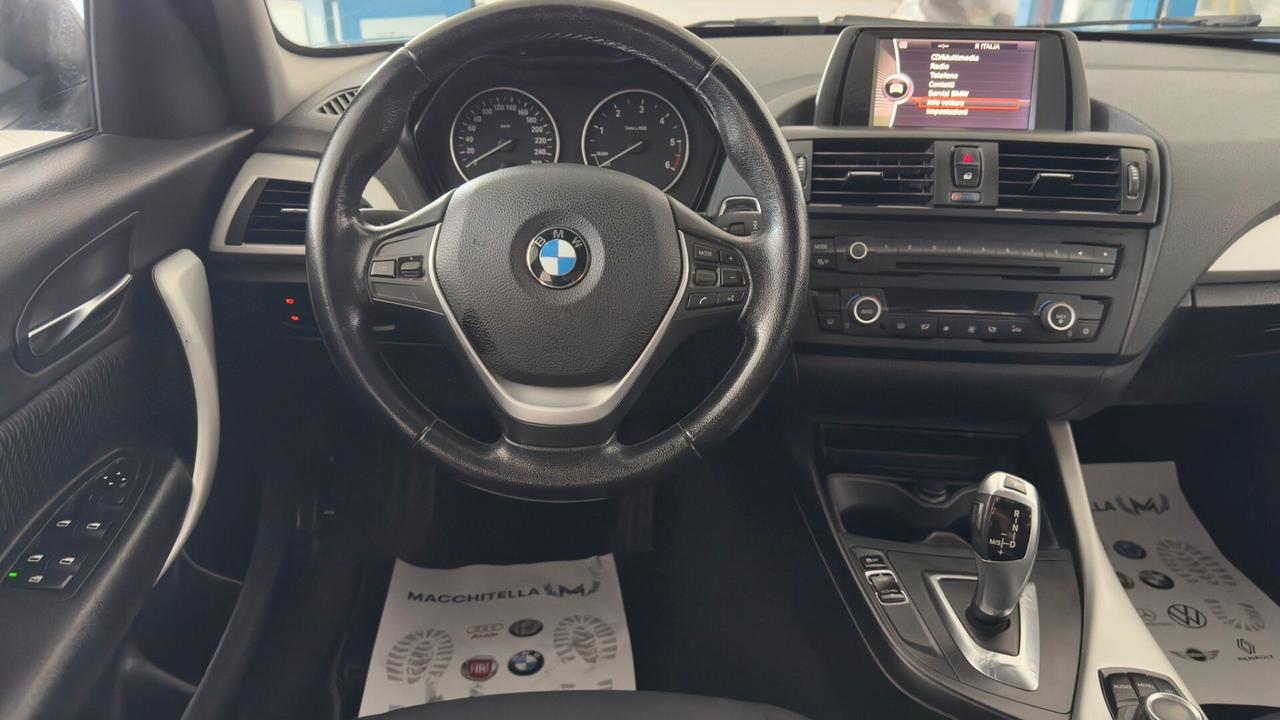 Bmw 118 118d 5p. Urban