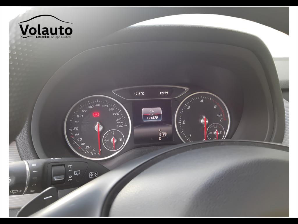 Mercedes-Benz Classe B - T246 - B 180 d Executive Next auto