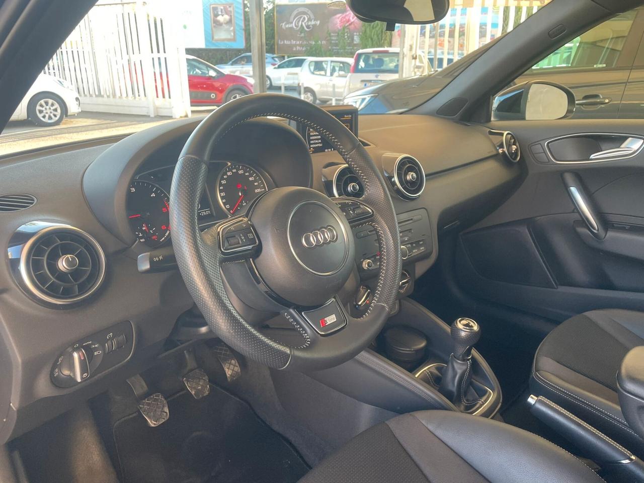 Audi A1 SPB 1.6 TDI S line edition plus 3P