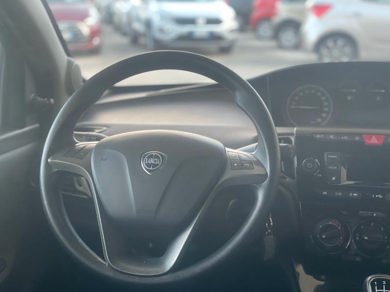 Lancia Ypsilon 1.2 69 CV 5 porte S&S Elefantino Blu