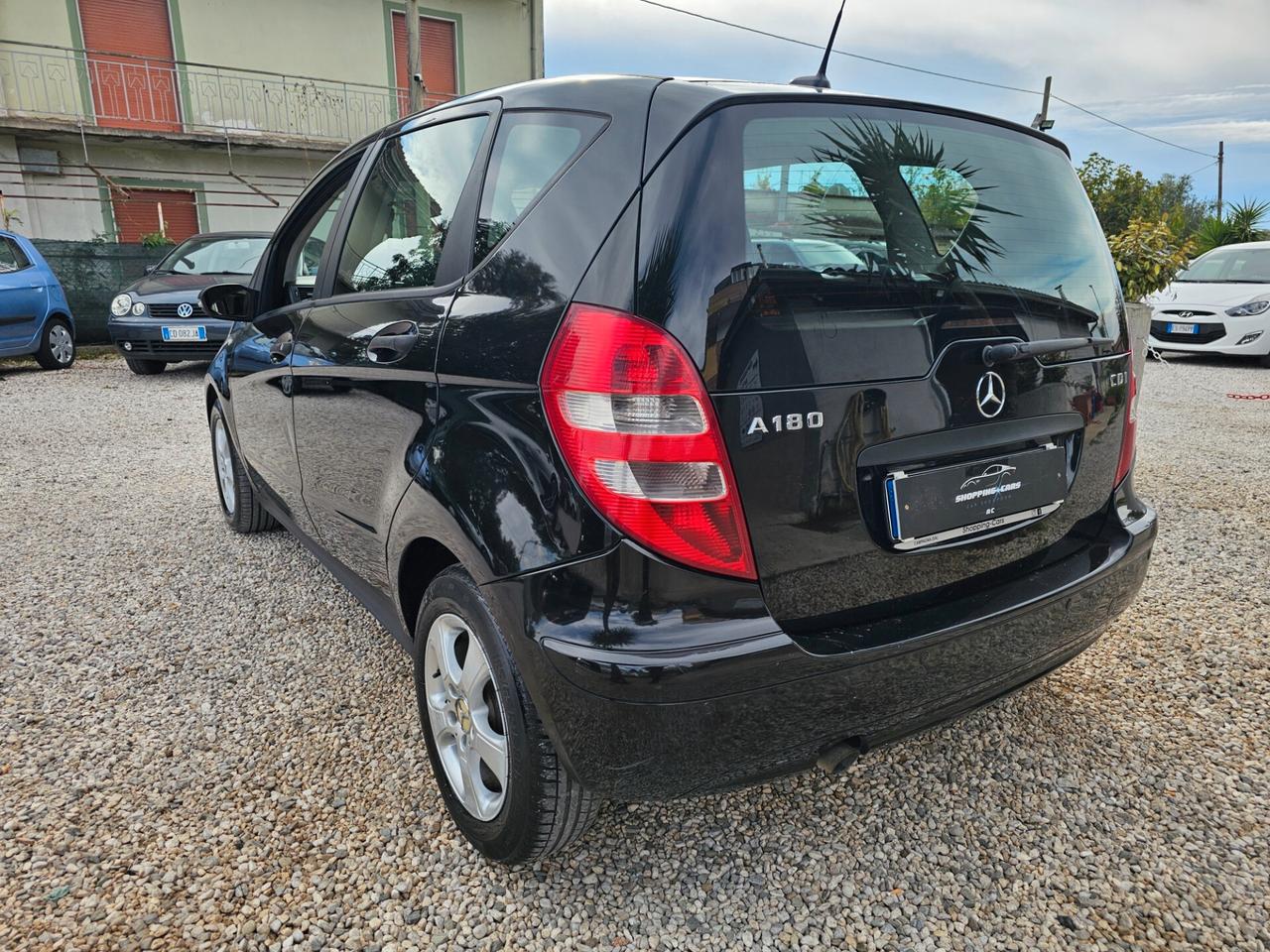 MERCEDES A180CDI 110CV CAMBIO AUTOMATICO ADATTA X NEOPATENTATI