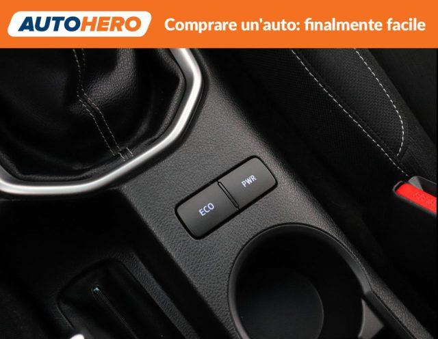TOYOTA Hilux 2.4 D-4D 4WD 4 porte Double Cab Lounge