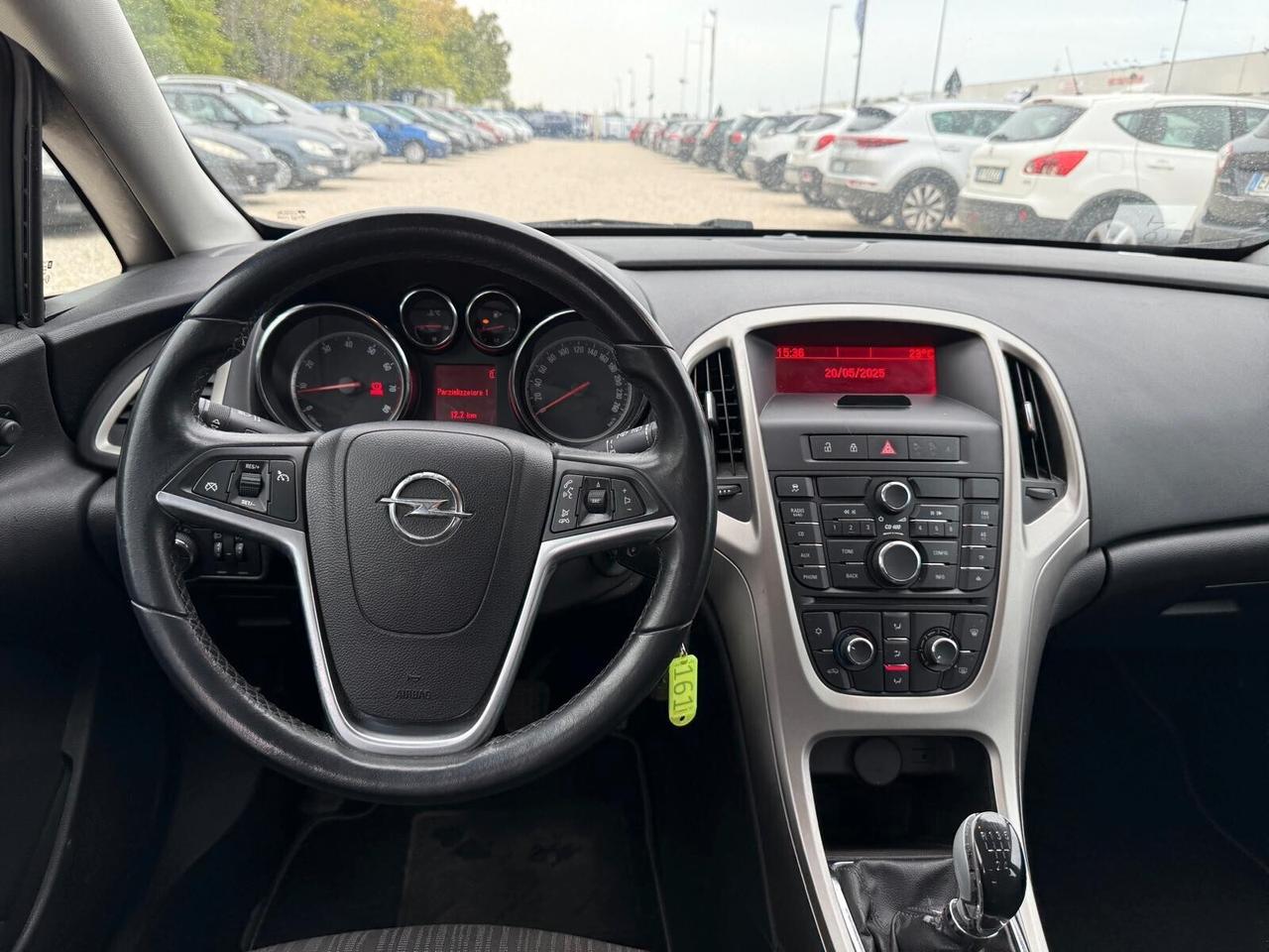 Opel Astra 1.4 100CV Sports Tourer Cosmo
