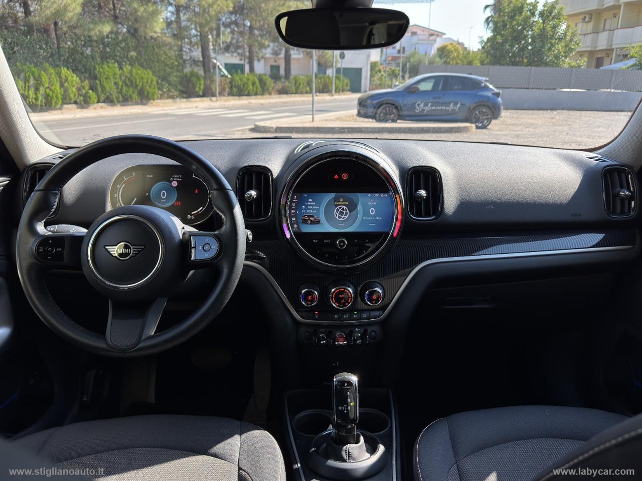 MINI Mini Cooper D Countryman ALL4 Aut.ESSENTIAL TELEC POST FARI